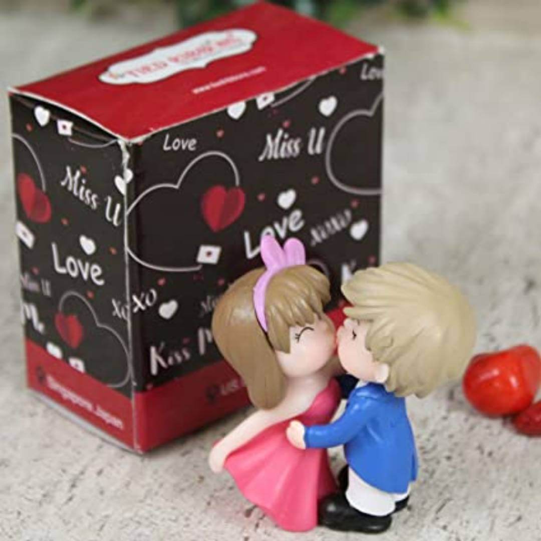 Valentines Day Gifts: वैलेंटाइन डे पर ब्वॉयफ्रेंड को उपहार में दें काम की  चीजें, यहां है गिफ्ट आइडियाज - Prabhat Khabar